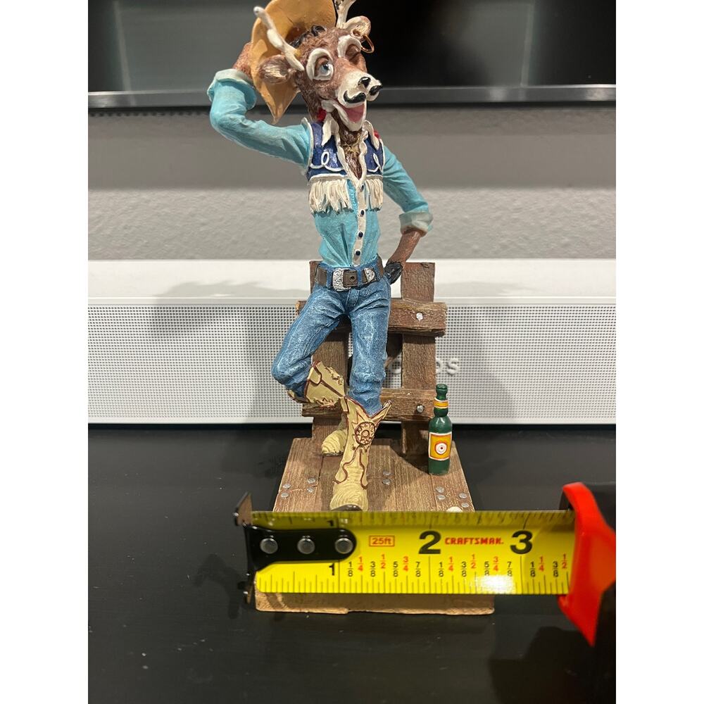 Cowboy moose figurine/statue with mustache - Picture 12 of 12